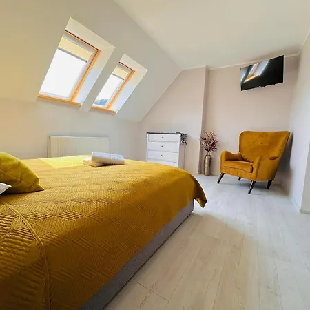 Alojamento de Acomodação e Pequeno-almoço Górska Przystań